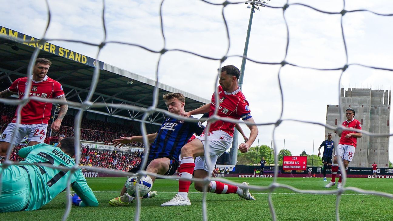 Wrexham miss out on Championship playoff place after 2-2 draw