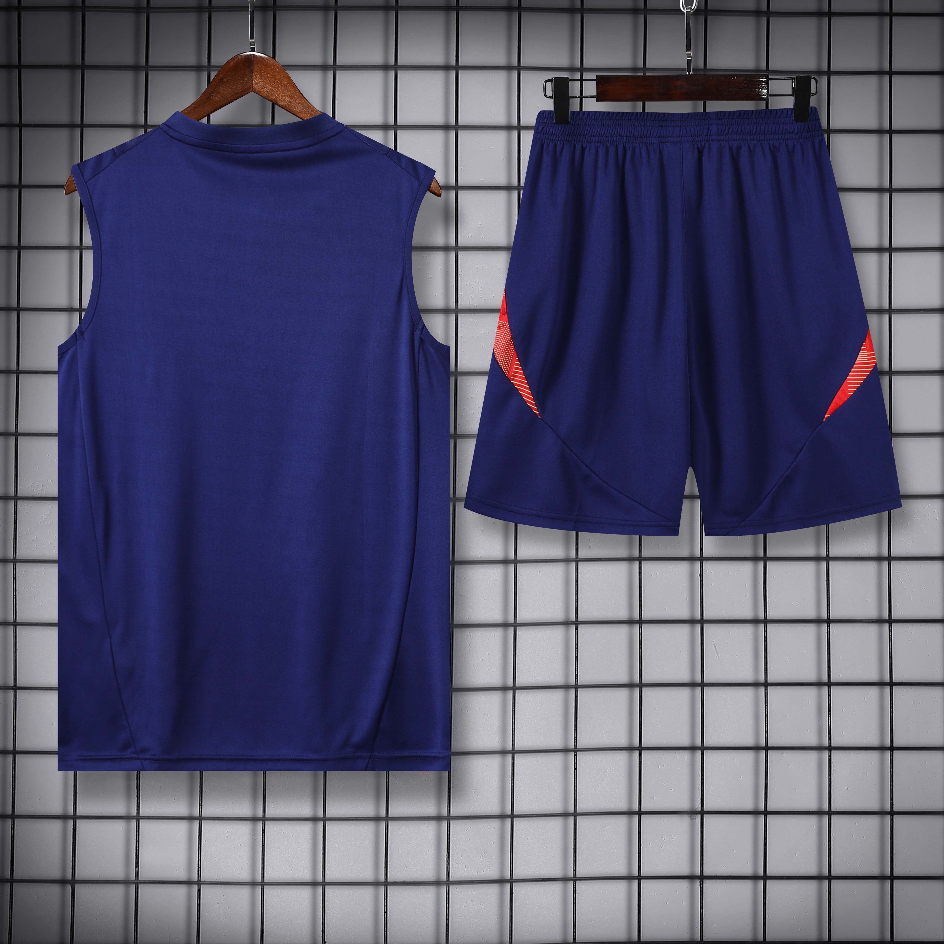 TANK TOP + SHORTS SPANISH