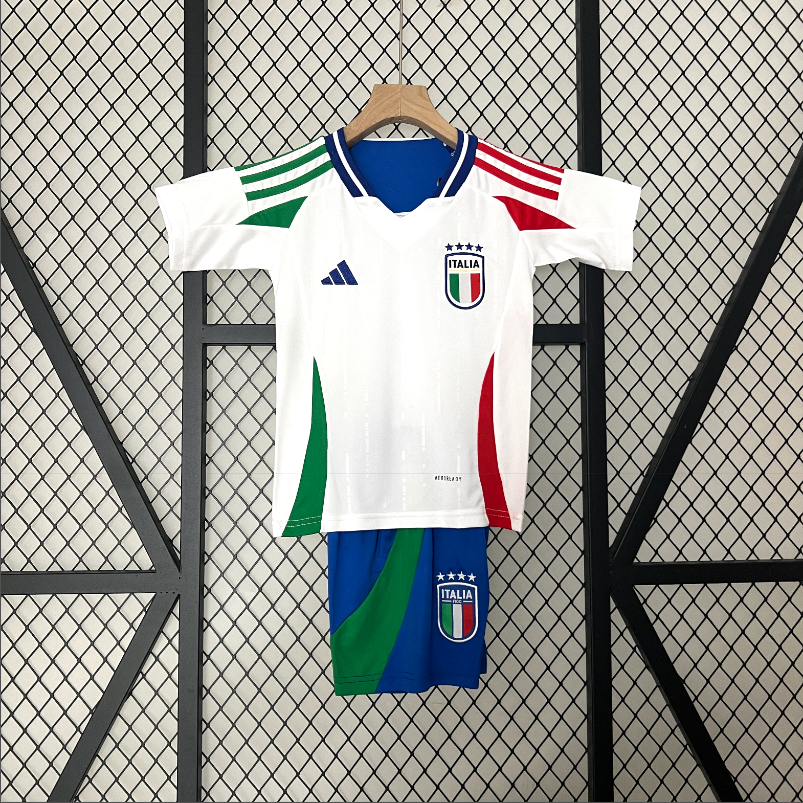 ITALIA kid kit